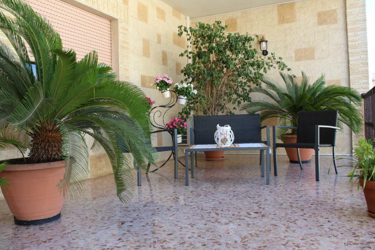 Antico Borgo Villa Monacizzo Exterior photo